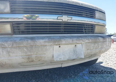 2000 Chevrolet Astro z USA, uszkodzony, nr VIN 1GNDM19WXYB115375